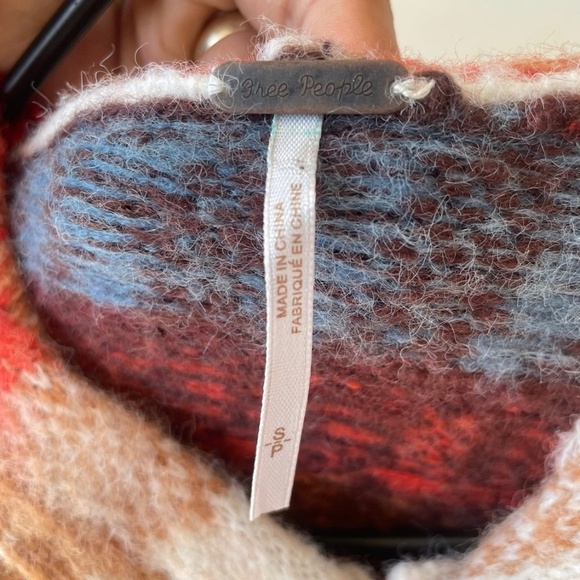 Free People Ainsley Poncho - Picture 9 of 9